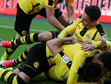 Bundesliga: «Απέδρασε» η Ντόρτμουντ από το «Μπορούσια Παρκ»